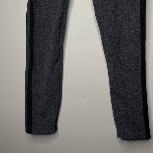 NWOT SPANX Red Hot Label Assets Seamless leggings - Picture 3 of 7